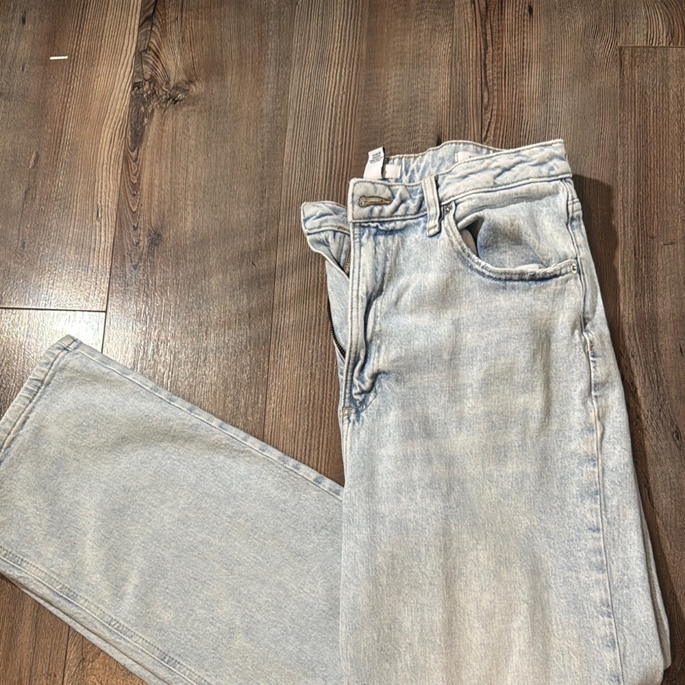 Women’s Light Blue Jeans